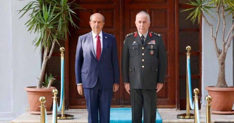 Korgeneral Sezai Öztürk, Cumhurbaşkanı Ersin Tatarı ağırladı