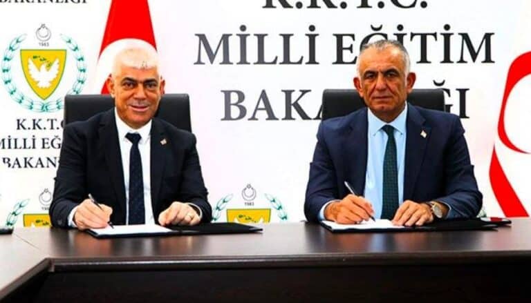 Rauf Raif Denktaş Meslek Lisesi için İlk İmzalar Atıldı