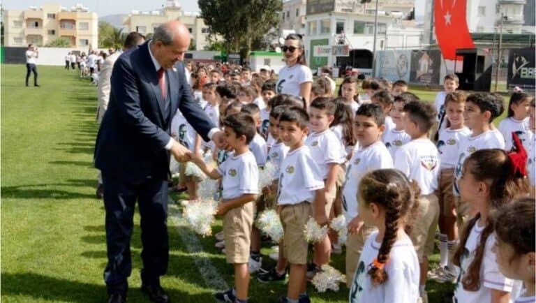 ‘Çocuklarımız, yarınların umutları ve teminatıdır’