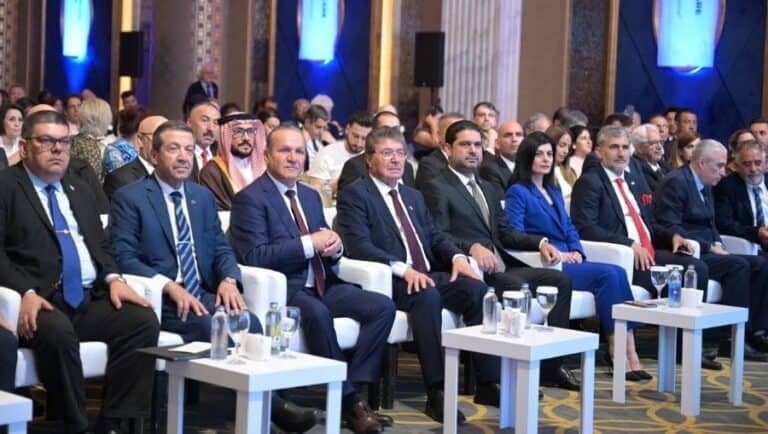 Üstel: Turizm ve eğitim sektörleriyle övünürken, sağlık turizmini de istenilen seviyeye getirdik