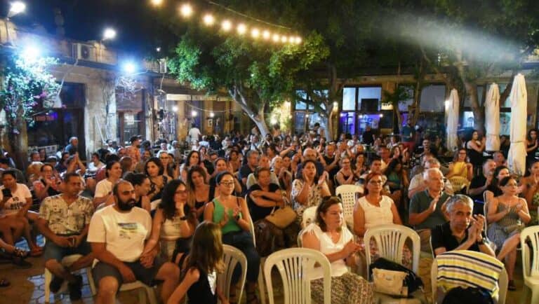 LBO, Latin rüzgarı estirdi