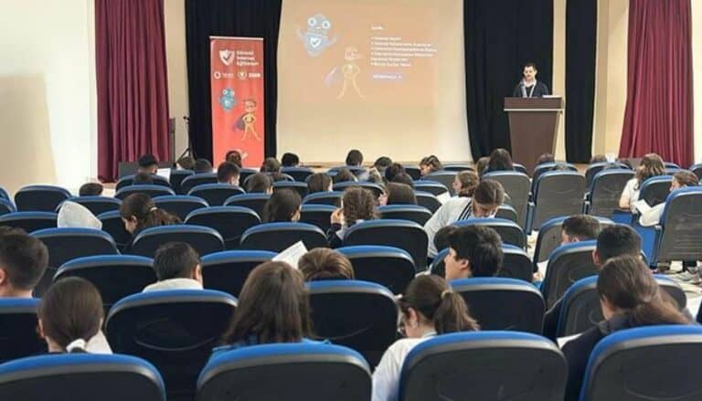 KKTC’de 1.500’ün Üzerinde Öğrenci Güvenli İnternet Eğitimi Aldı