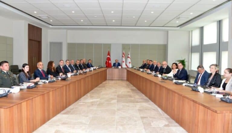 KKTC’de Üst Düzey Güvenlik Zirvesi: Ekonomik Müdahaleye Karşı Yol Haritası Belirlendi