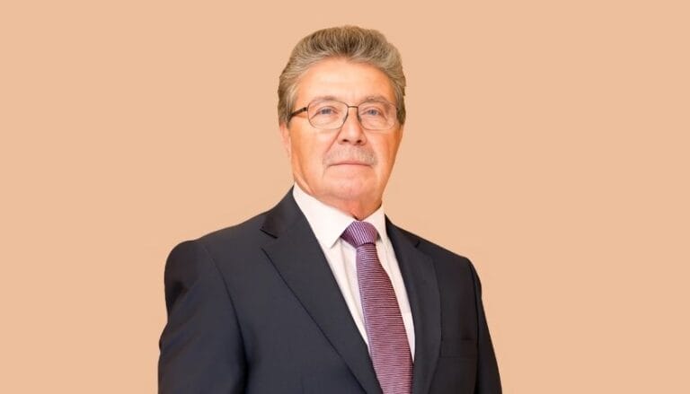 Başbakan Üstel:Kurumların Güçlendirilmesi Önceliğimizdir