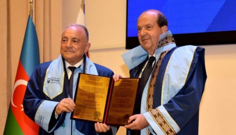 Tatar’a ATÜ’den Türk dünyasına katkı ödülü