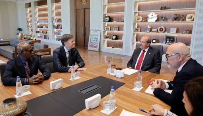 Ersin Tatar ile BM Temsilcisi Stewart son kez görüştü