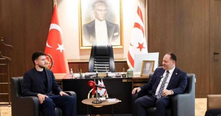 KKTC Meclis Başkanı Ziya Öztürkler’den Trump’ın Kırım Sözlerine Dikkat Çeken Yorum